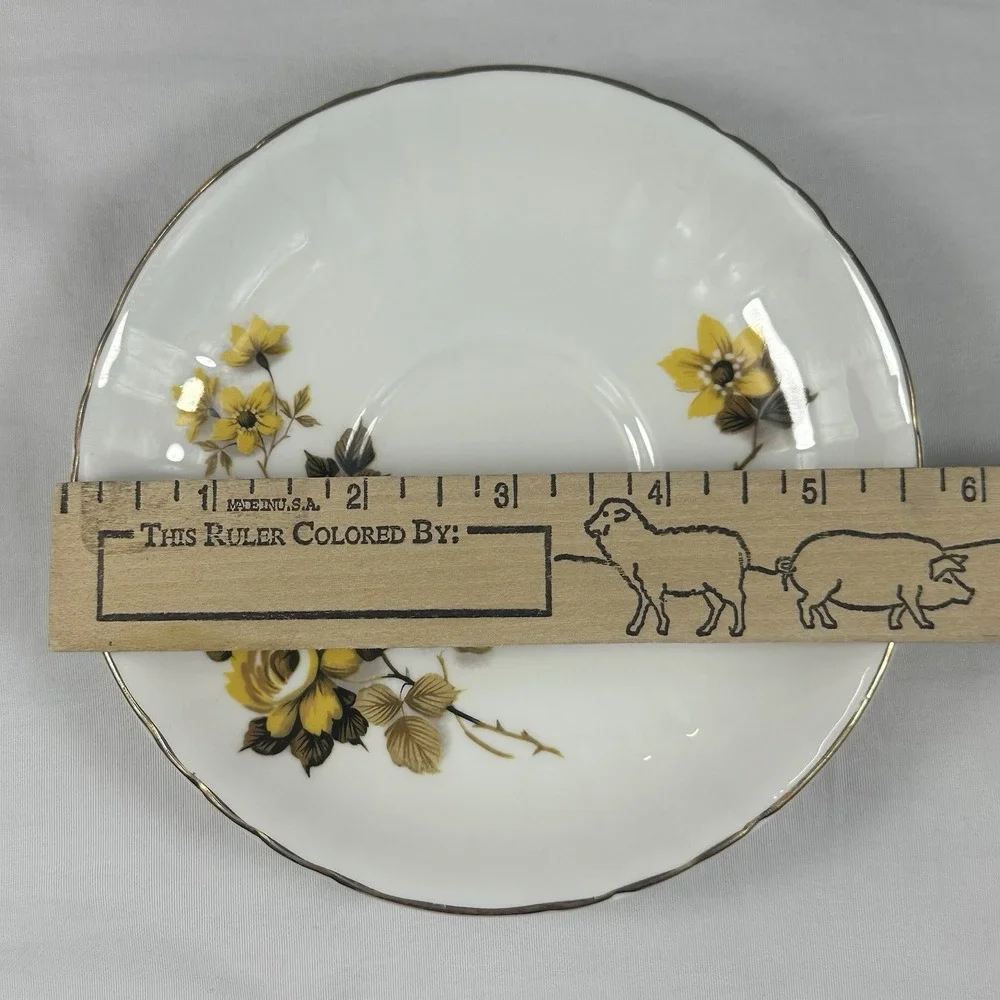Royal Grafton Teacup And Saucer‎ Yellow Roses Bone China Made In England